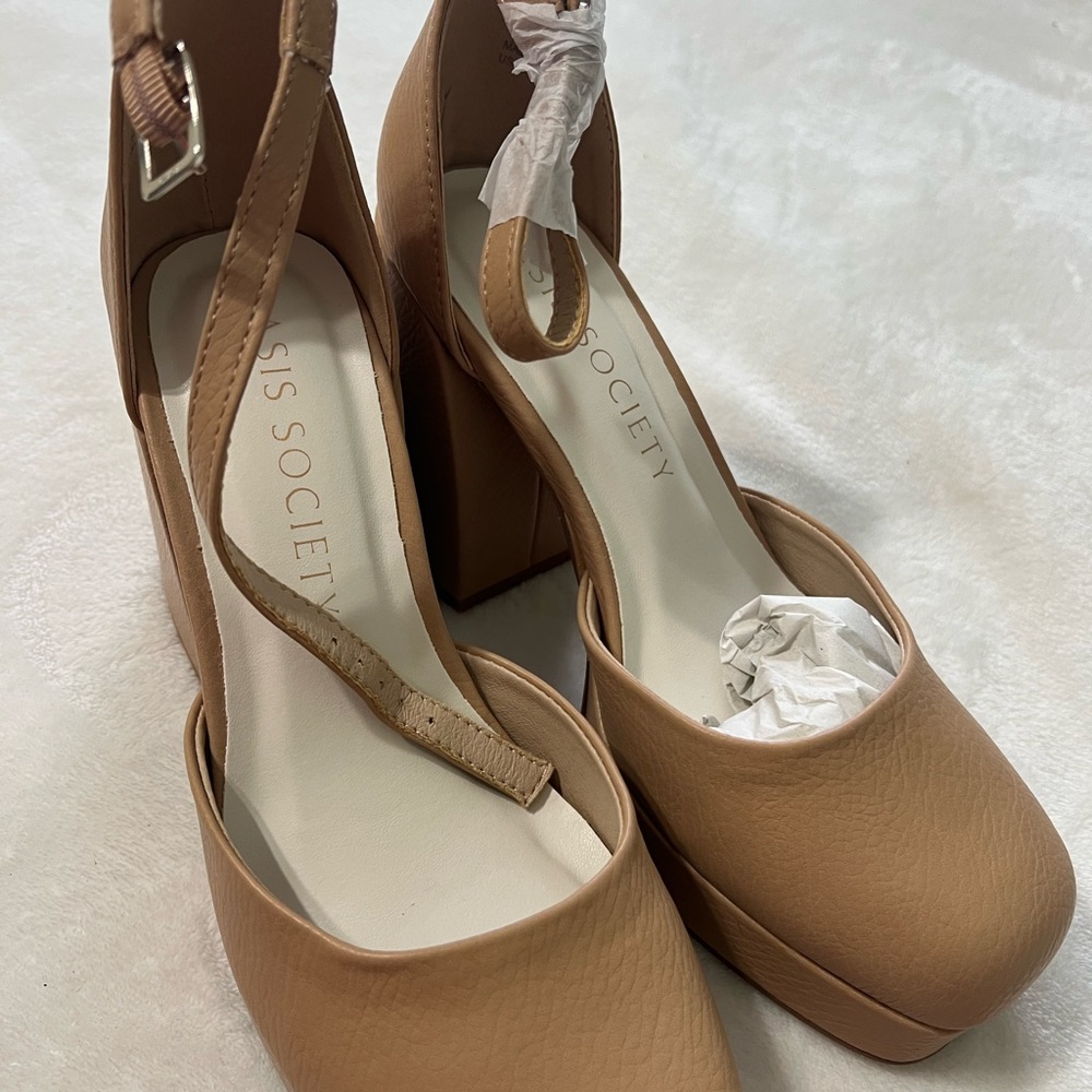 Tan Platform Shoes with Ankle Strap